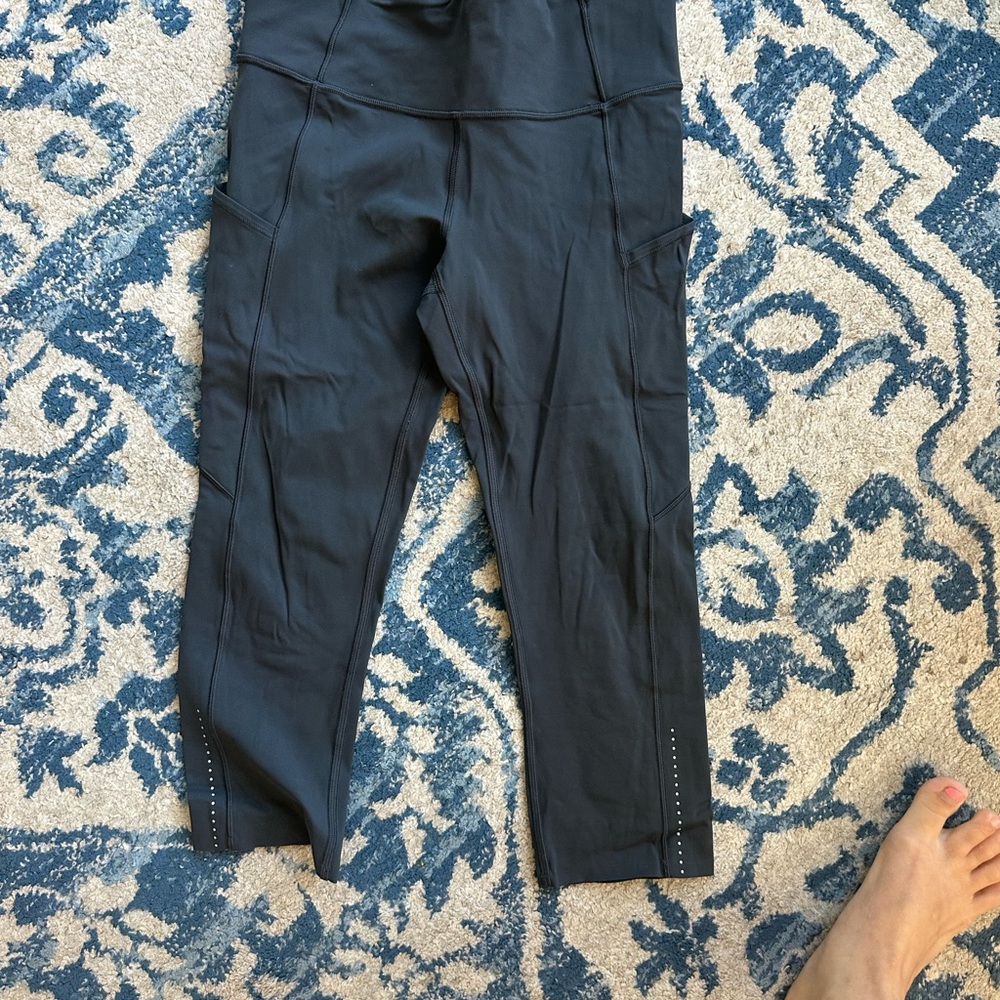 Lululemon Athletica Charcoal Gray Leggings